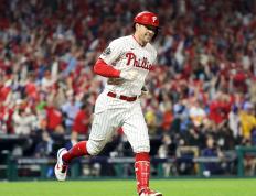 RayBet-纽卡斯尔发布备战花絮；赛后绝杀压哨；葡超任务艰巨；更衣室氛围转暖(魔兽世界德鲁伊形态外观)