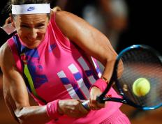 雷竞技-阿扎伦卡在日本队比赛中关键助攻，战术调整引发热议！的简单介绍