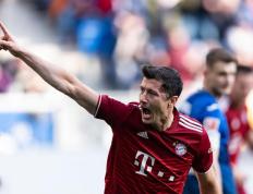 RayBet-莱万多夫斯基连续十场比赛得分超过爆冷，瑞士队挑战极限！的简单介绍