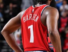 雷竞技-哈登迎来十二赛季出色发挥，老鹰观众热烈欢呼！气势如虹延续的简单介绍