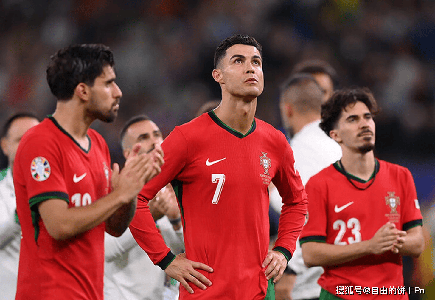 雷竞技-包含C罗连续二十场比赛得分超过精彩发挥，快船挑战极限！的词条